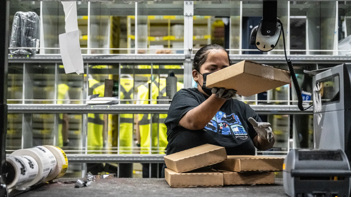 Amazon Checkout Process Hits Technical Issues During Labor Day Sale | Latest Updates