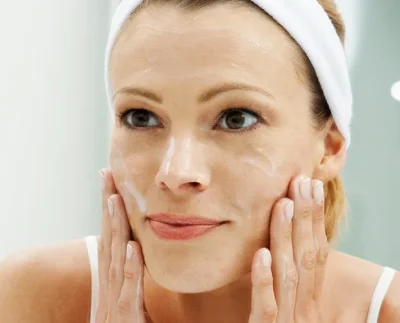 Unveiling the Truth: Is Petroleum Jelly a Safe Moisturizer for Your Face?