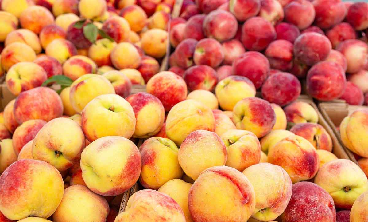 Peaches Pack These Major Benefits for Heart and Gut Health, According to Dietitians