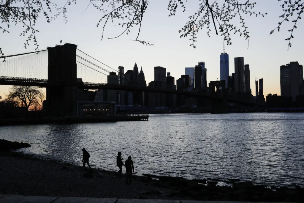 Manhattan Mayhem: Underwater Tunnel Floods After Drilling Mishap