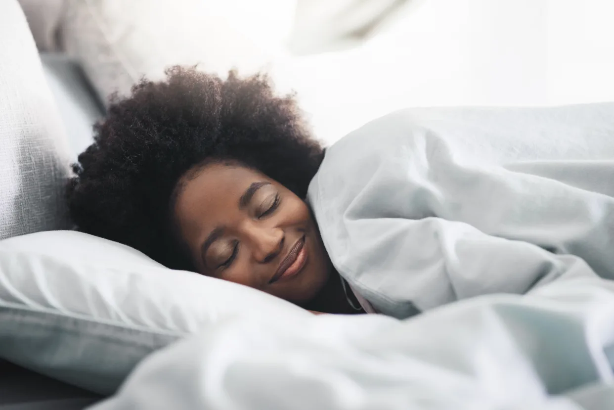 Weekend Sleep-In Reduces Heart Disease Risk by 20%: New Study Insights