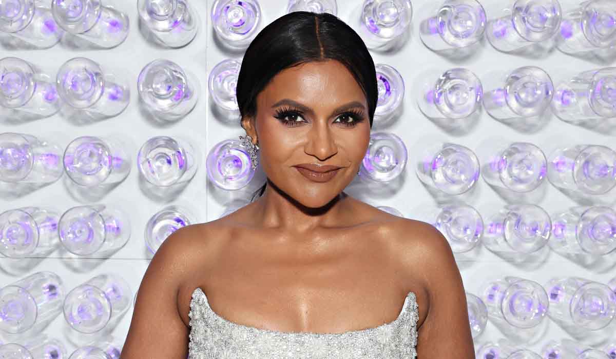 Mindy Kaling Raves About Cetaphil's Top Hydrating Cream for Dry Skin—Catch It on Sale for Only $11!