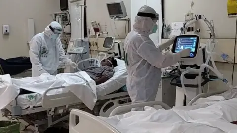 COVID-19 cases Karachi